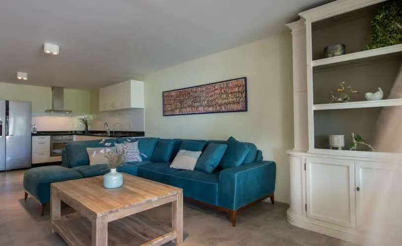 Luxury 3 bedroom Seaview Apartment - Floral Dreams – Curacao Luxury Holiday Rentals
