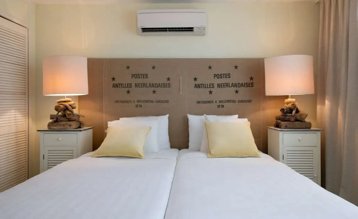 Luxury 3 bedroom Seaview Apartment - Floral Dreams – Curacao Luxury Holiday Rentals